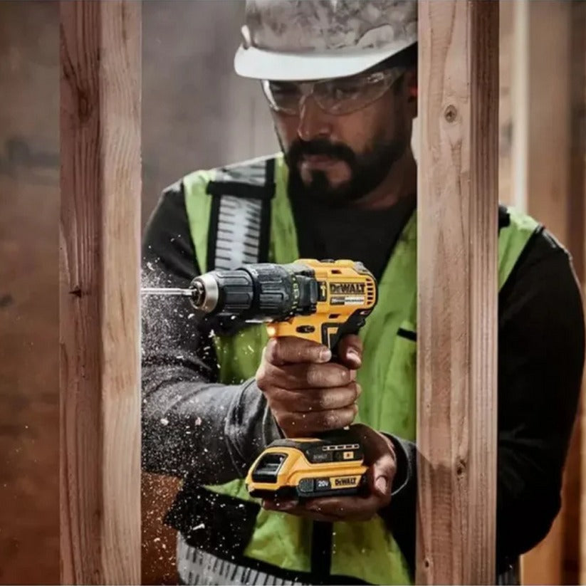 Taladro DeWALT® inalámbrico con 26 accesorios + 2 baterías de regalo - ¡LIQUIDACIÓN DE INVENTARIO 2024!